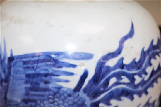 A Chinese blue and white ginger jar height 24cm